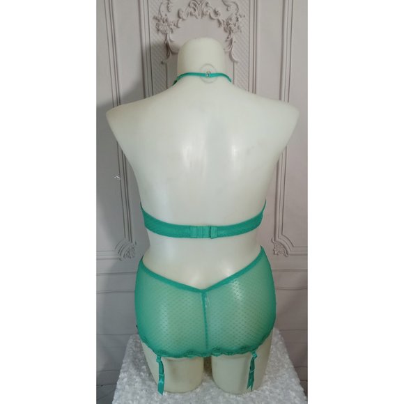 NWOT Fredrick's Of Hollywood Green Halter Bra & Garter W/Built-in Panty Set Sz L - Picture 6 of 8